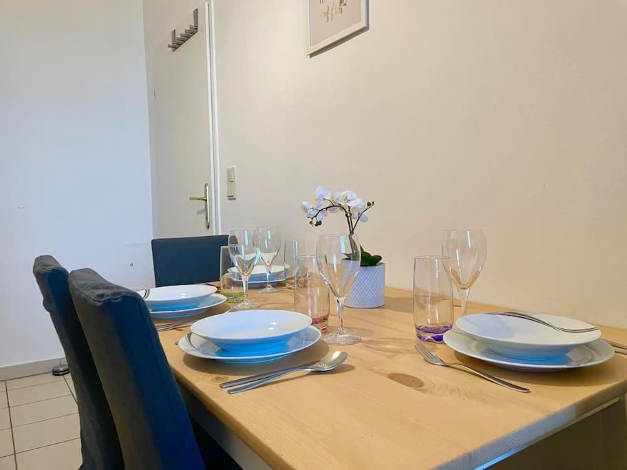 Sunny & Calm Stylish Flat *