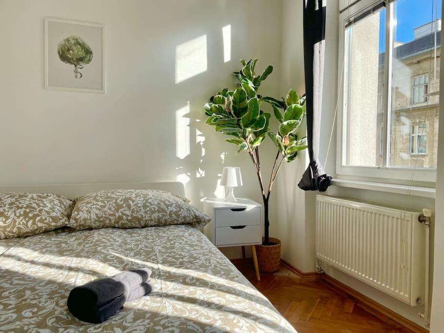 Sunny & Calm Stylish Flat Apartment *